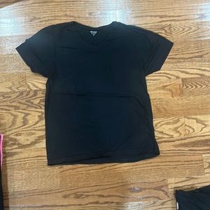 T shirt size m good condition women